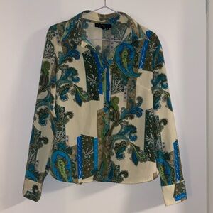 Fitted Vintage Patterned Button-Up